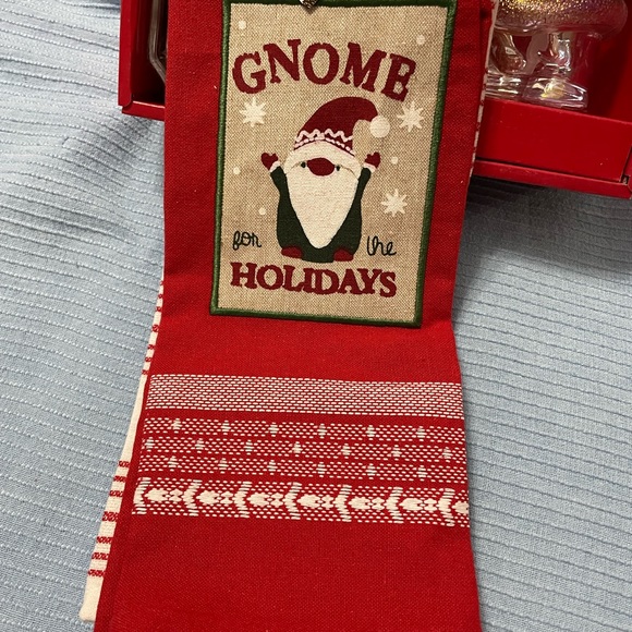 Gnomes holidays kitchen & bath set - Picture 3 of 9
